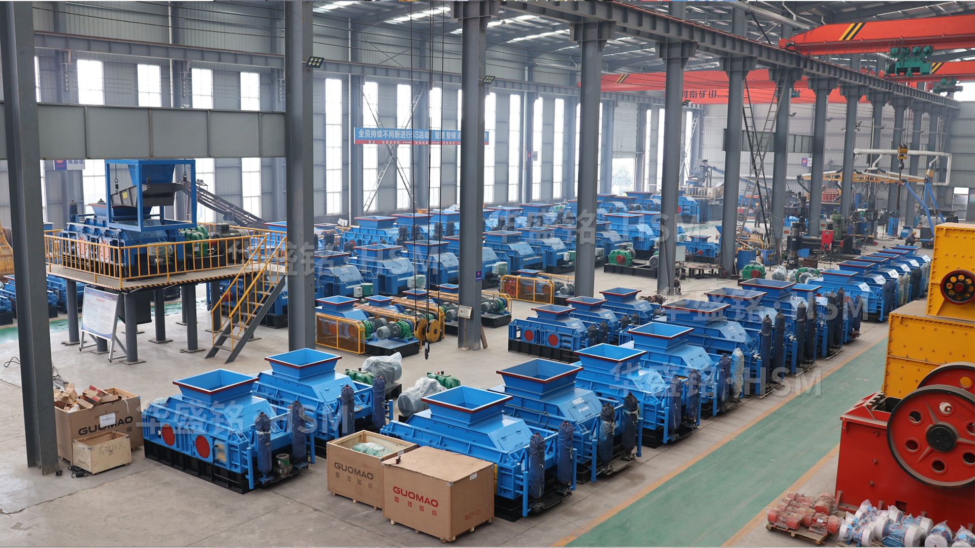 砂廠回料處理難？大型對輥破碎機(jī)助您成品率上升，成本直降降低